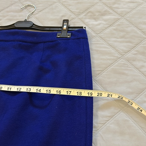 Royal Blue cashmere lined pencil skirt - Picture 2 of 3